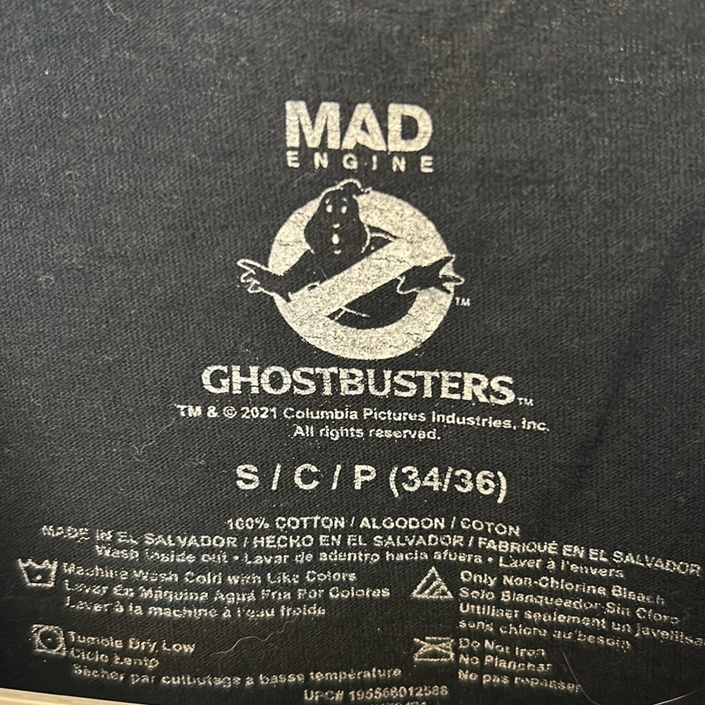 MAD Engine Ghostbuster Adult T-shirt Black Size Small - Picture 3 of 4